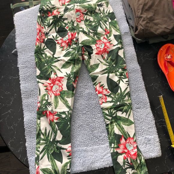 Lily Morgan summer pants Size S NWT - Picture 2 of 8